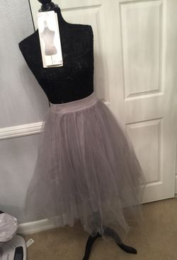 Brand new Windsor fashions tulle grey skirt
