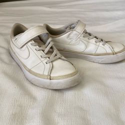 Kids Nike Tennis Shoes 