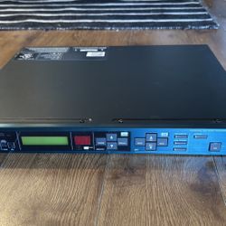 Yamaha SPX2000 Professional Multi-Effect Processor Rack Unit 