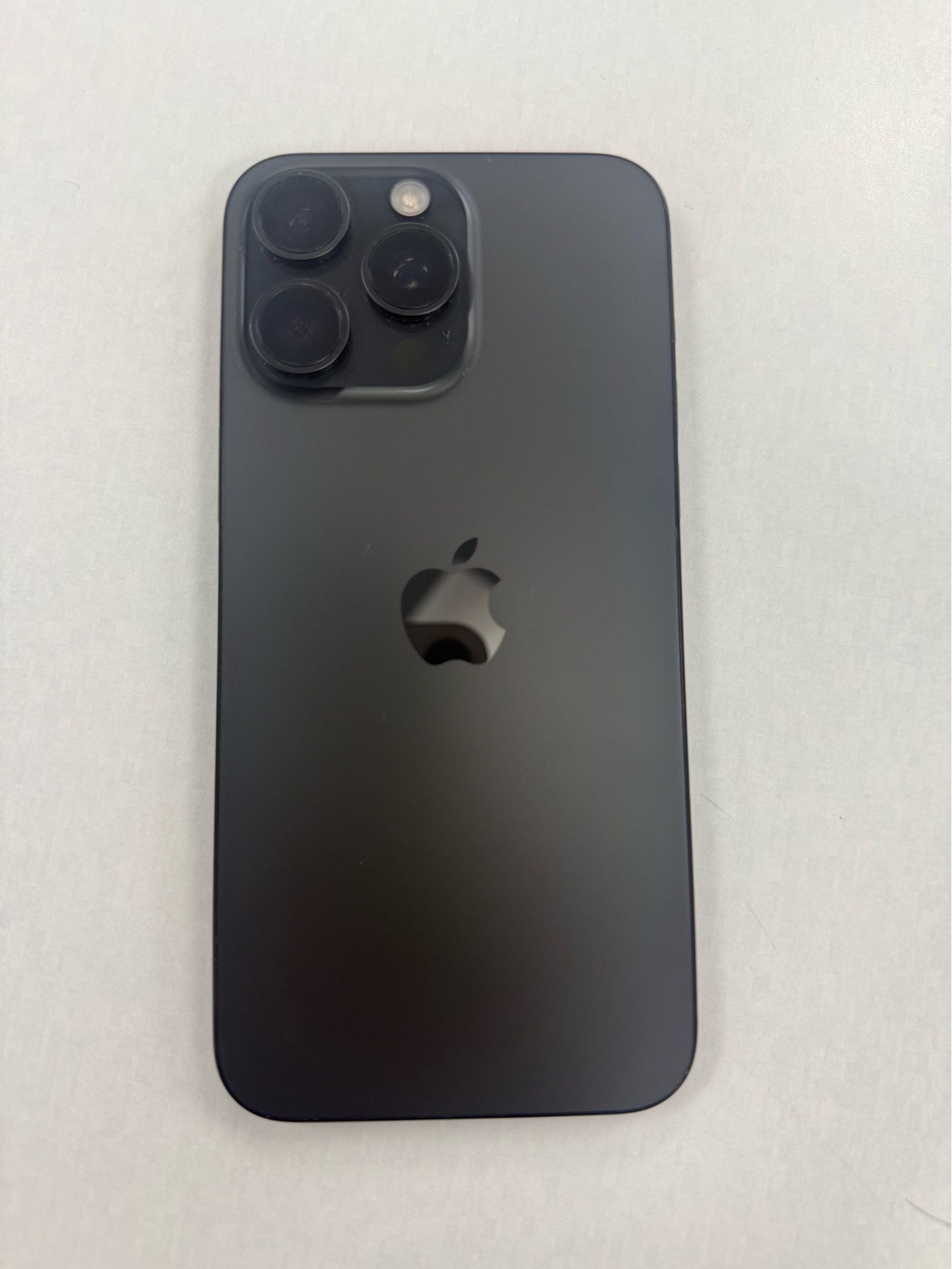Iphone 15 pro max locked to at&t