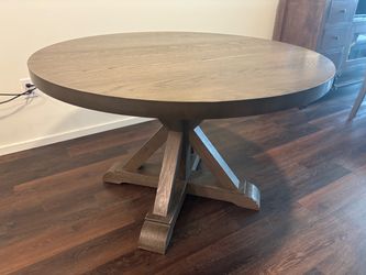 Steve Silver Dining Set (Table + 4 Chairs)