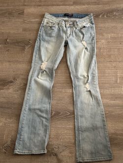 Low rise jeans
