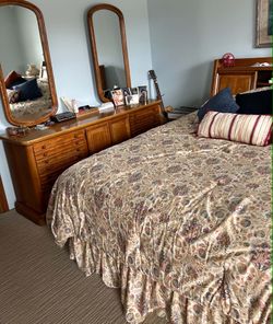 Bedroom set read ad