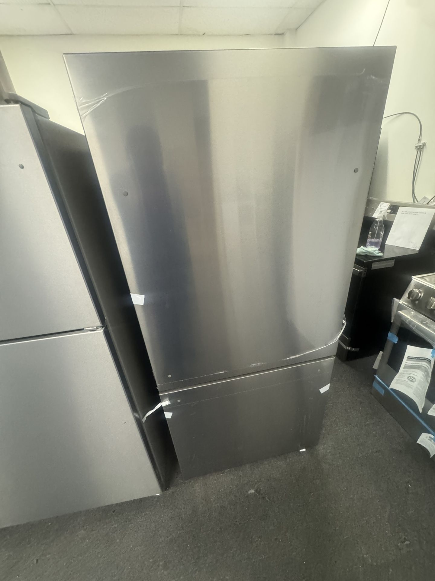 Hisense Bottom Mount Refrigerator New $25 Down