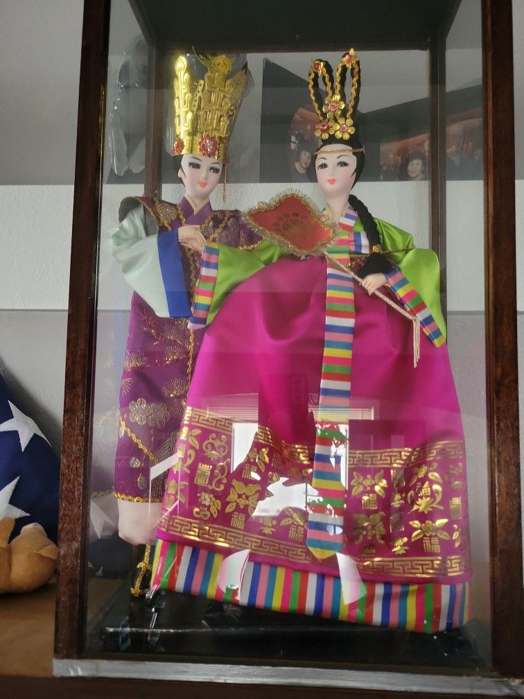 Antique Korean Wedding Dolls In Wooden Case