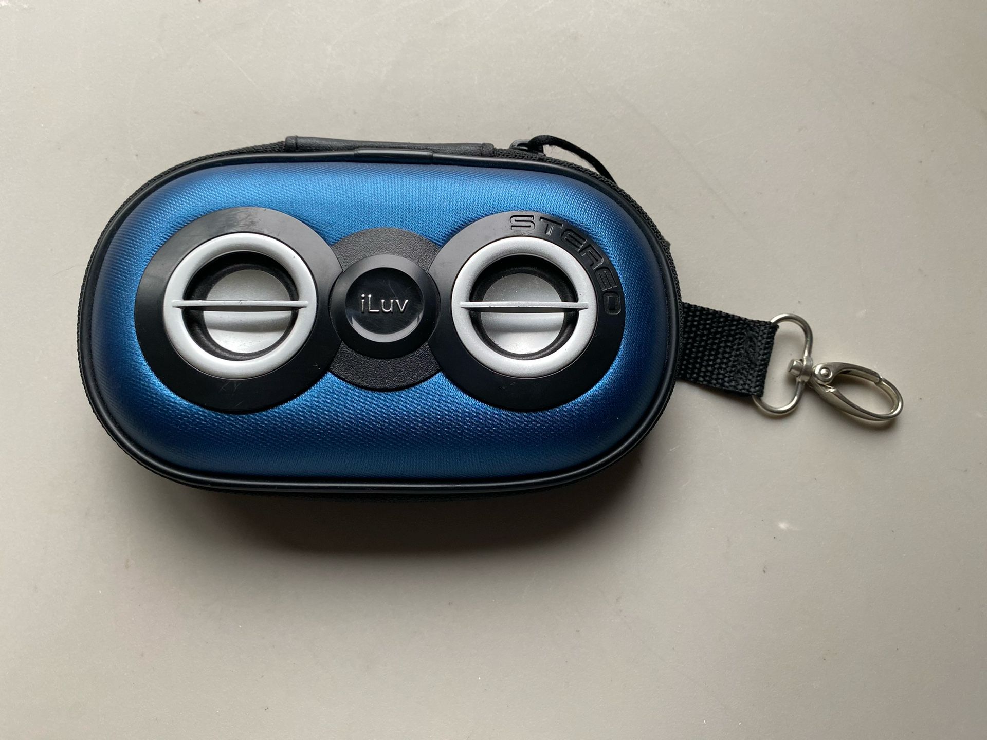 ILuv Active Sound Portable Stereo Speaker (Not Bluetooth)