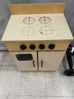 ChildCraft play kitchen 