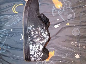 GRAPHIC DC SHOES