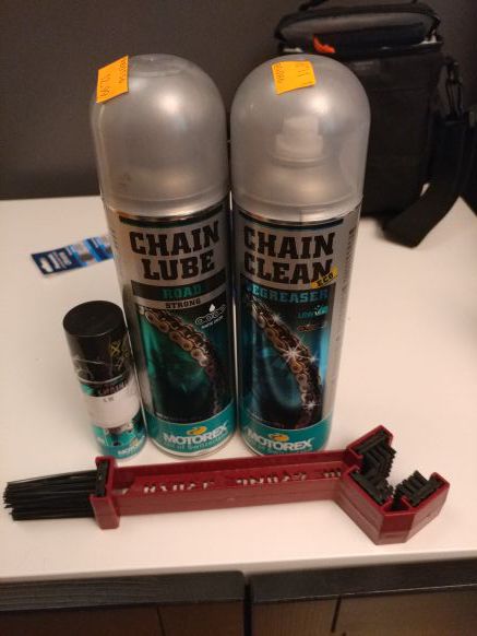 Motorex motorcycle chain cleaner and lube and brush