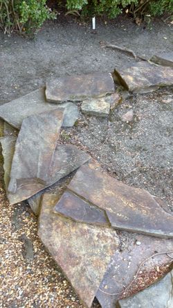 Huge Lot of Natural Flagstone / Patio Pavers (Approx. 150+ Sq Ft)