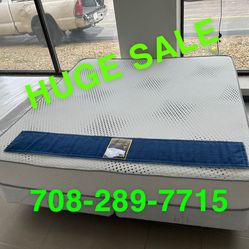 Huge sale for Mattress And Box Twin size #mattress and box 150.$ full 190$ Queen 200$ king 290$. free delivery free set up 708….289…7715… cash or Zell