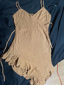 Forever 21 cami slip dress featuring a tan/mustard hue,