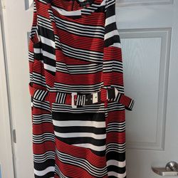 BLACK WHITE AND RED SLEEVELESS DRESS WITH BELT, SIZE 20W