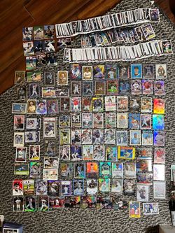 Baseball card lot of  Hall of Famer’s , holos, 8 autographs