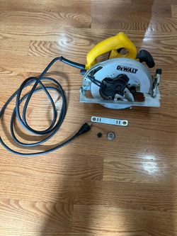 Dewalt Circular Saw