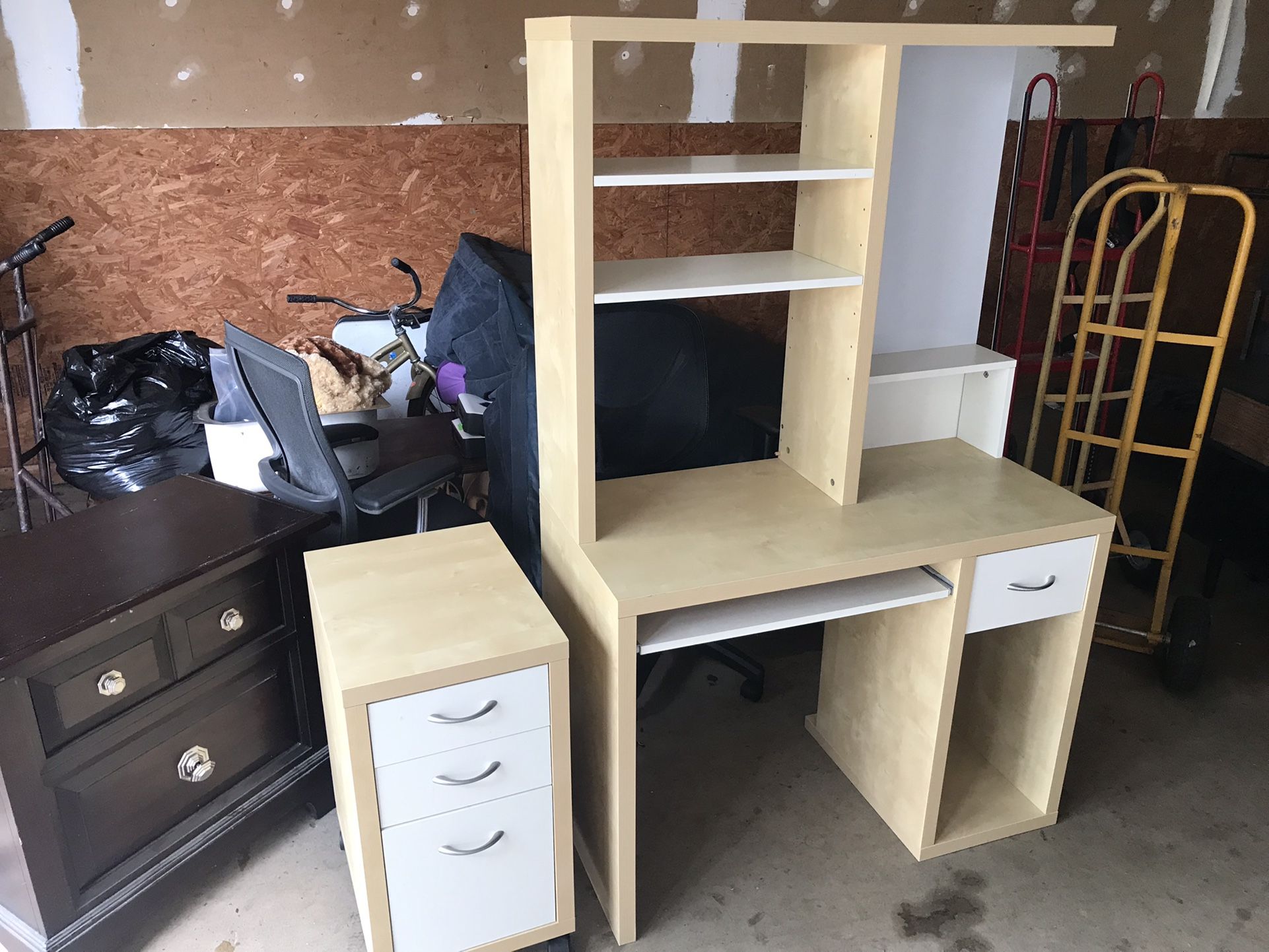 DESK AND FILE CABINET