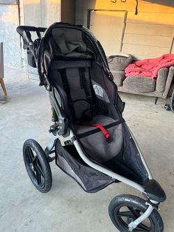 BOB Revolution Jogging Stroller