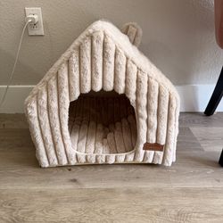 Cozy pet bed