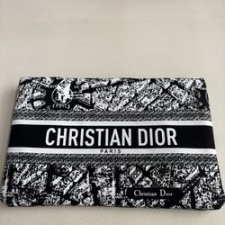 Makeup Bag Last One 30$ Firm 