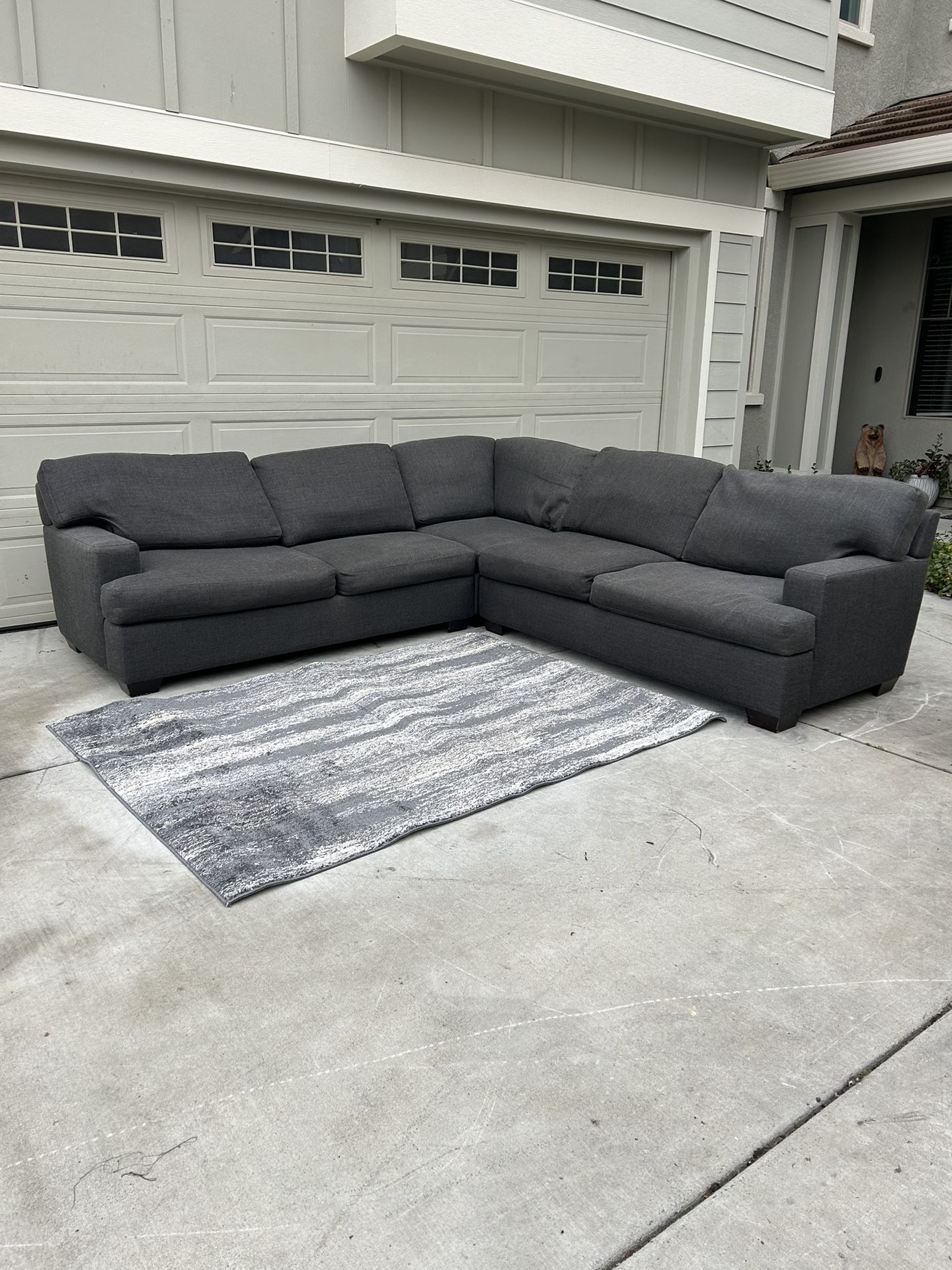 Living Spaces 3-Piece Grey Sectional (Delivery Available)