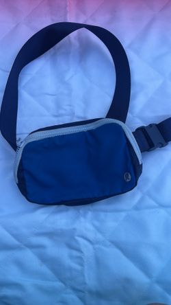 Lululemon belt bag