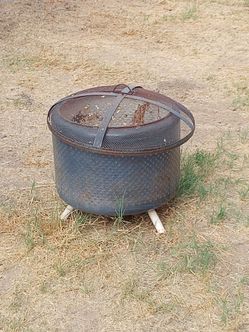 Fire pit with cover