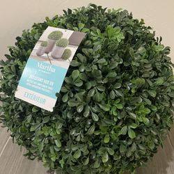 UV Resistant Artificial Ball