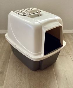Hooded Cat Litter Box White Grey with Vented Lid Plastic