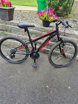Kids bike 24" like New