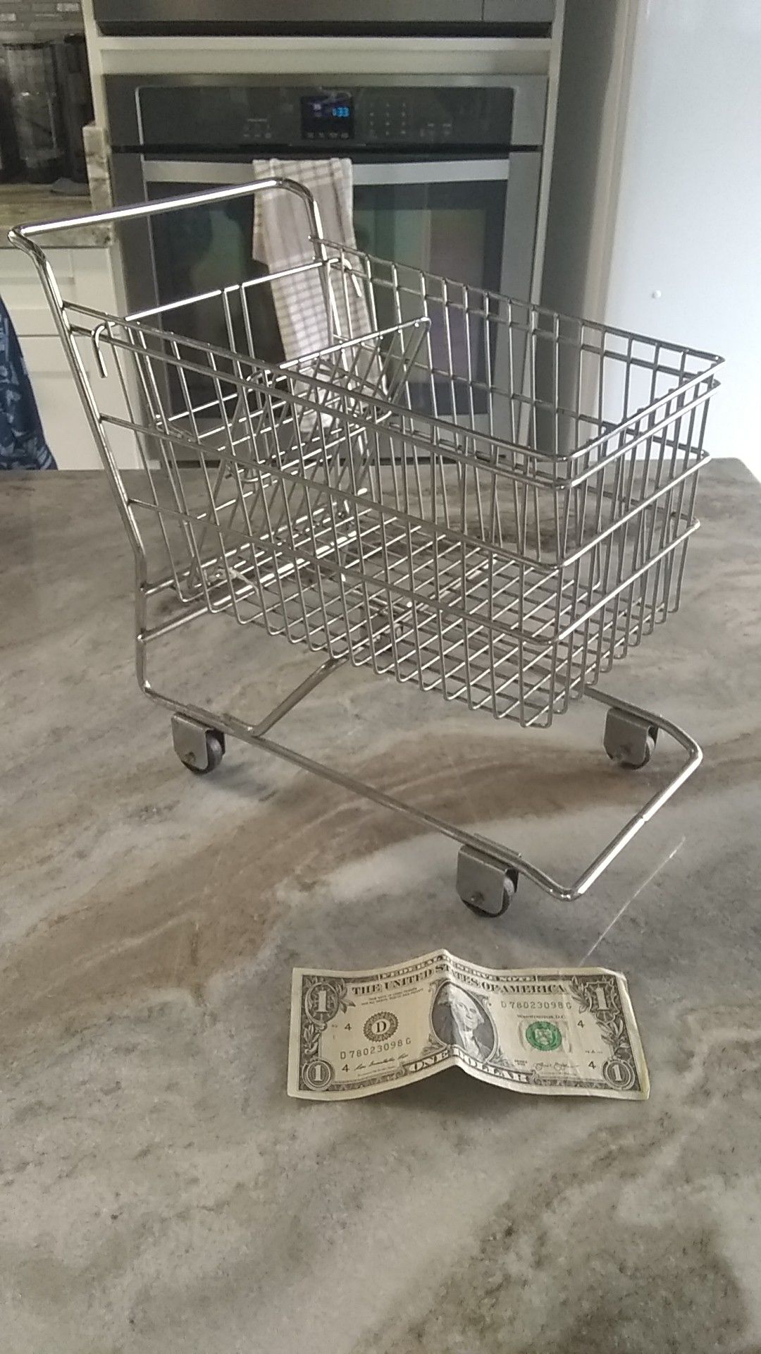 Mini vintage shopping cart
