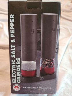 ELECTRIC SALT AND PEPPER GRINDER