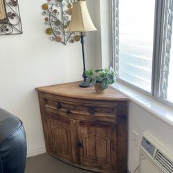 Rustic Home Furniture – Bed, Dressers, End Tables, Mirrors, Desk & More