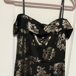 Off The Shoulder Black With Gold Roses Dress Size 10