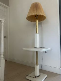 floor lamp