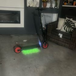 Nine bot Scooter 