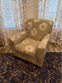 Beautiful Matching Floral Accent Chairs - $100 for the Pair! (Gilbert, AZ)