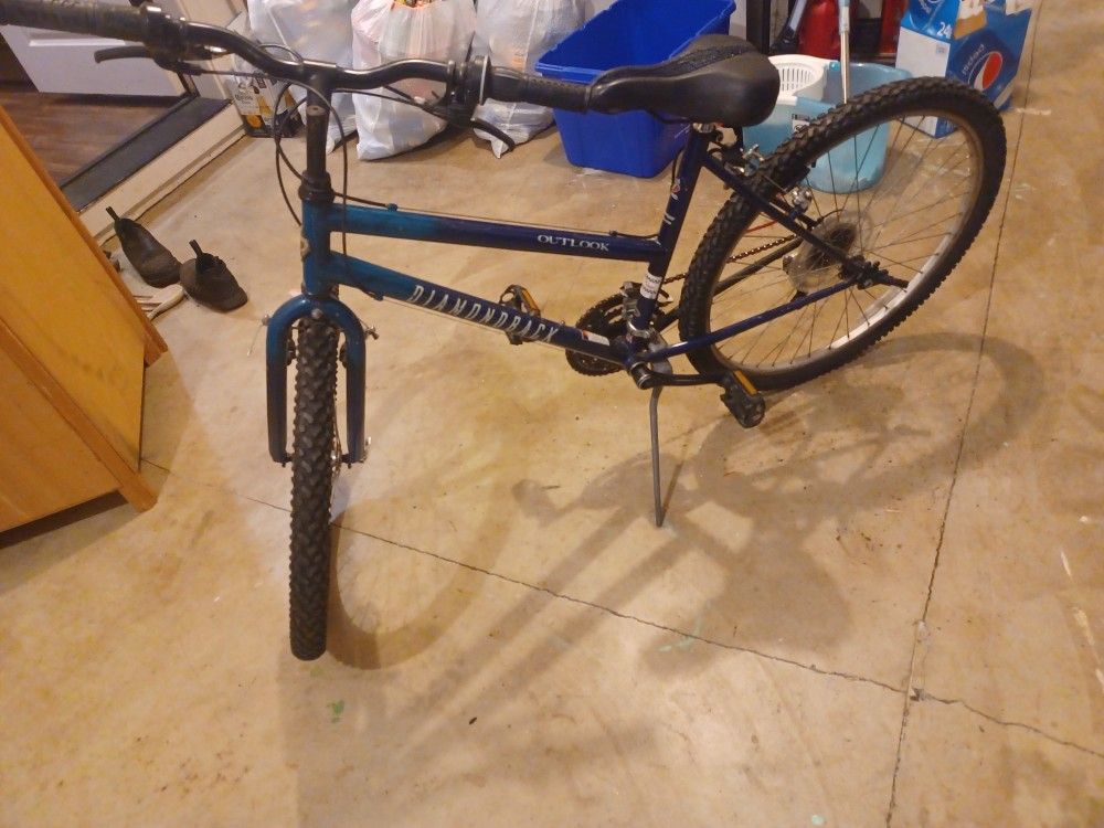 Women's DIAMONDBACK bicycle