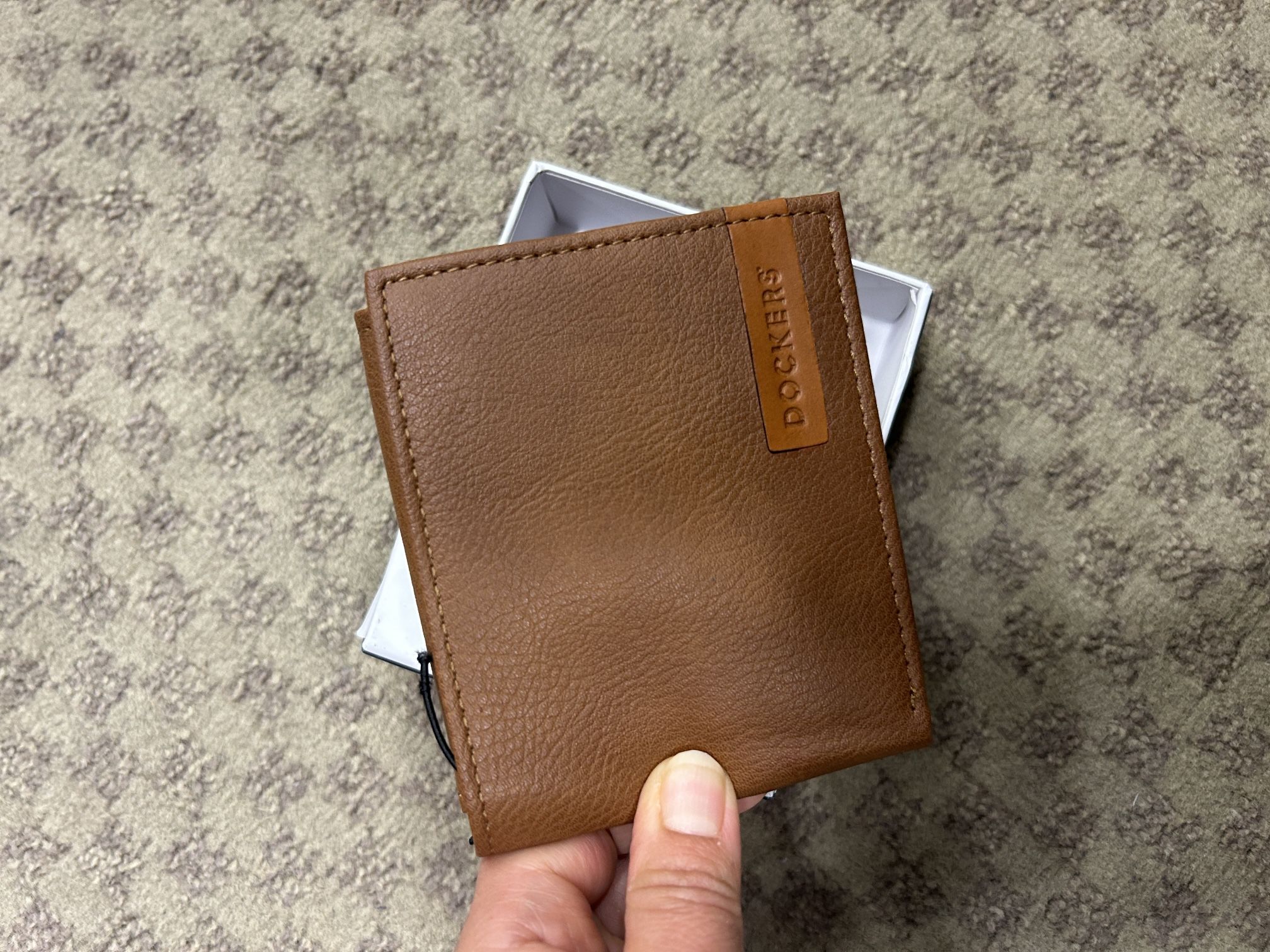 NWT Dockers men’s wallet