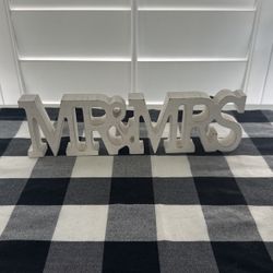 Mr&Mrs 
