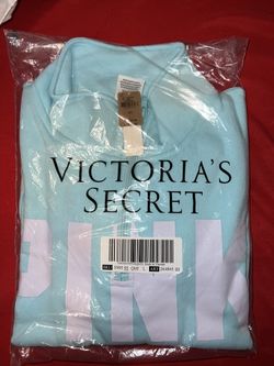 Victoria Secret’s PINK Outfit 