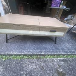 Coffee And End Table 