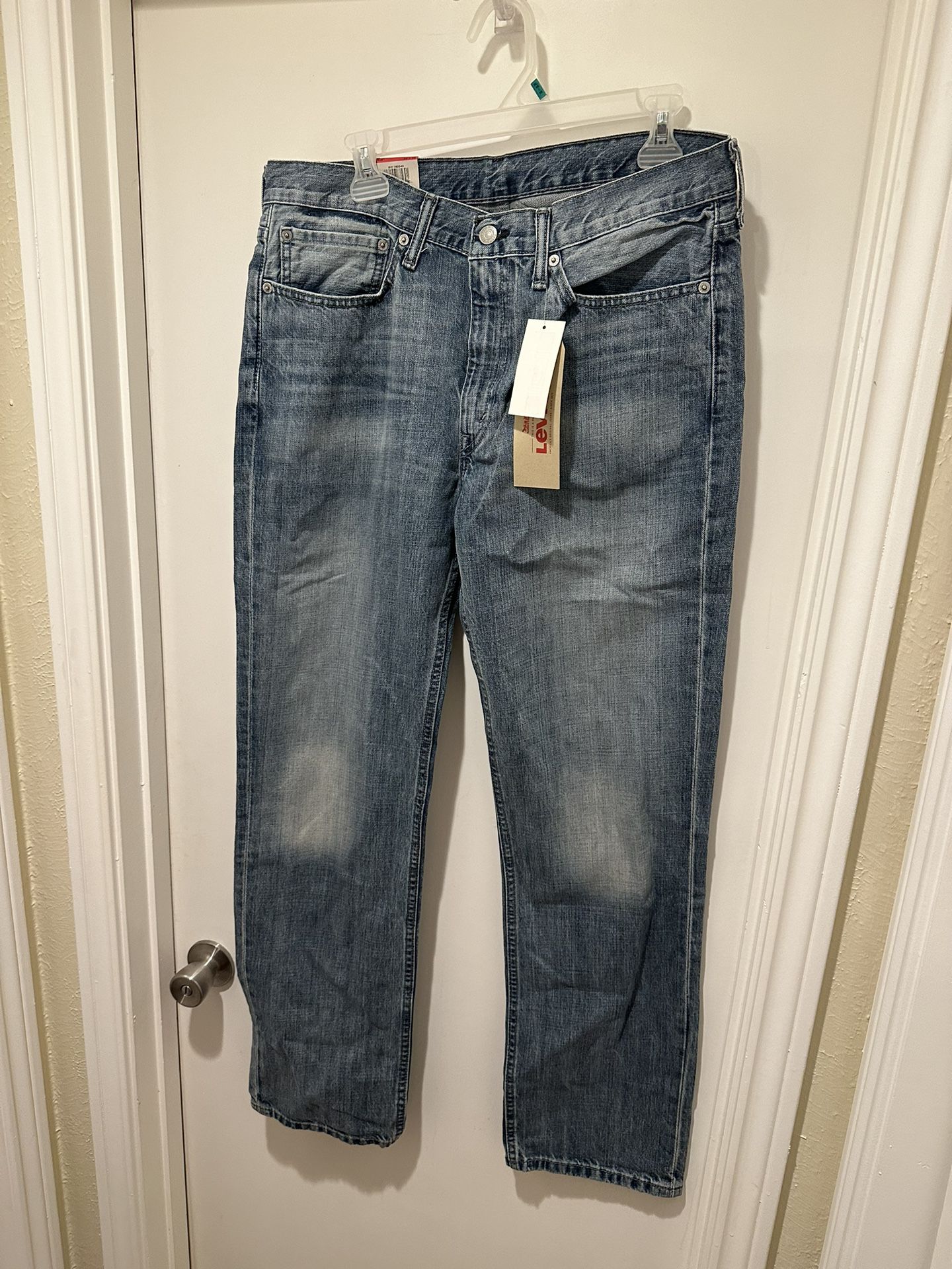 Levi’s Men’s 514 Straight Leg Jeans NWT 