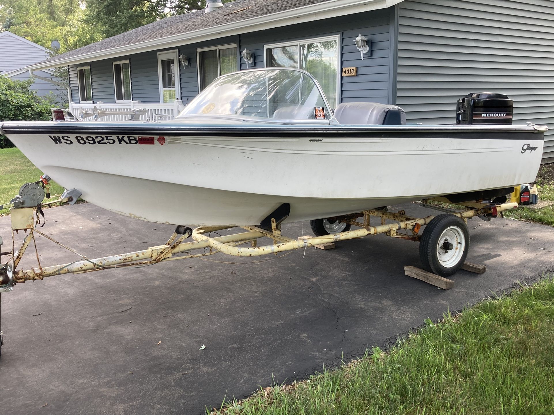 1962 Glasspar Avalon