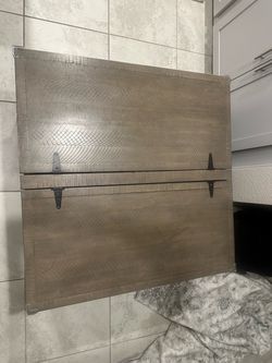 Center coffee table / storage table