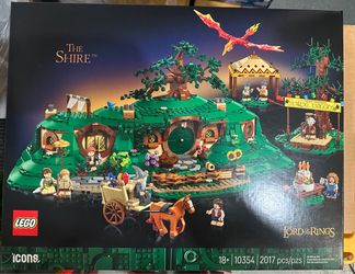 LEGO Icons The Shire Lord of the Rings 10354