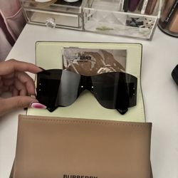 Burberry Sunglasses 