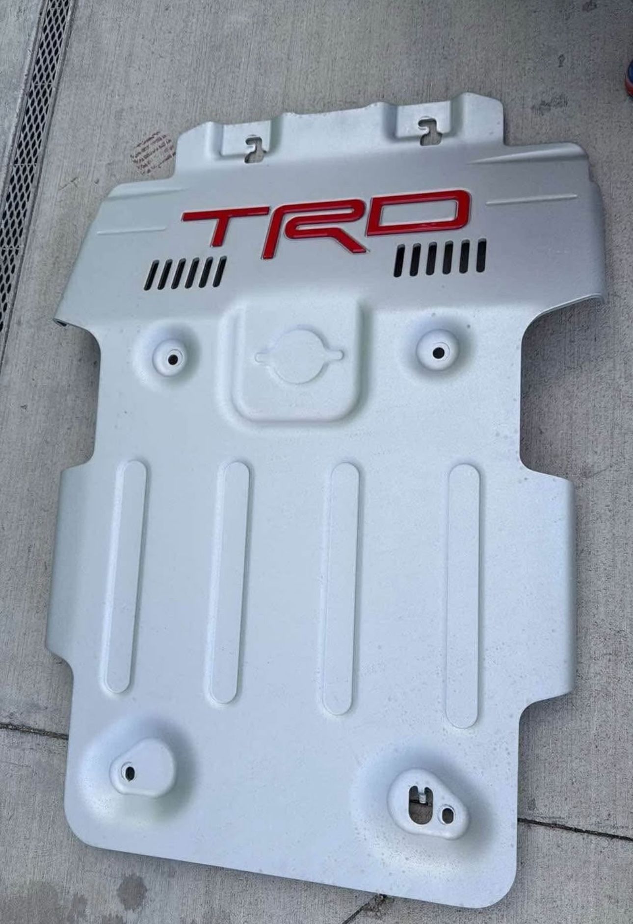 22-24 Tundra Trd Ski Plate
