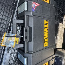 Dewalt Impact Driver Cordless 1/4” Model#DCF885