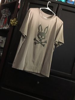 VENDO PLAYERAS XL PICHOO BUNNY