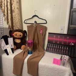 Pants And Girl Make Up Christmas Bundle 